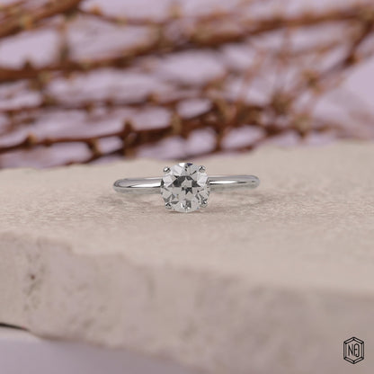 1 Carat Round Cut Lab Grown Diamond Classic Solitaire Engagement Ring - Front Top View