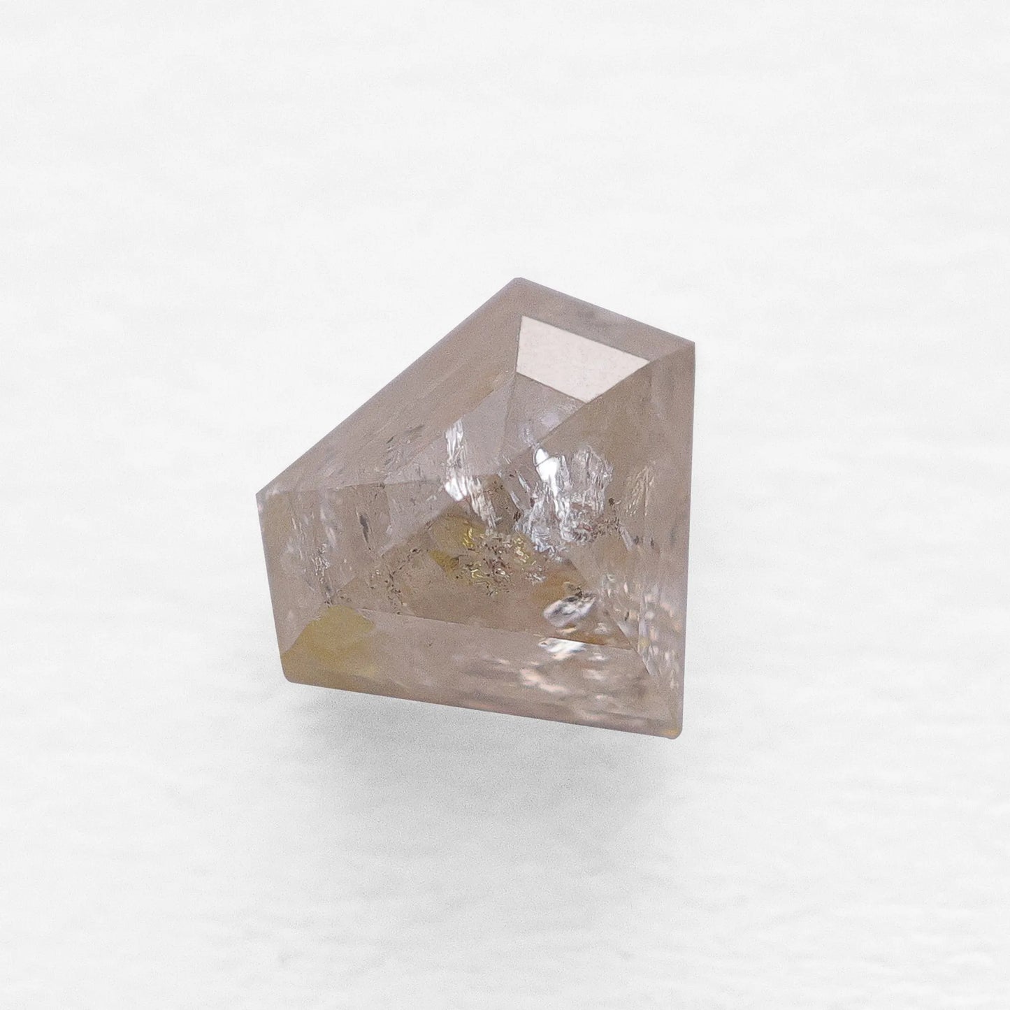 0.91 Ct Kite Brilliant Cut  Salt and Pepper Diamond
