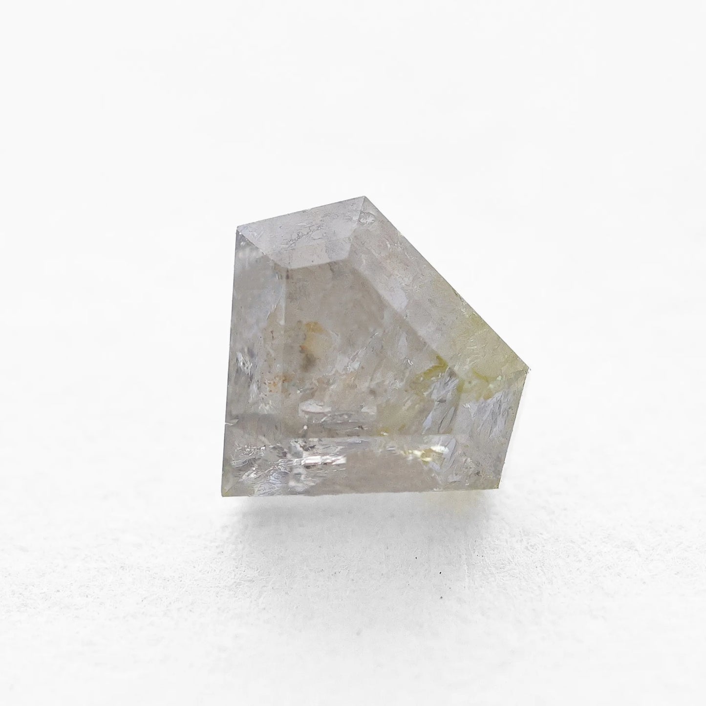 0.91 Ct Kite Brilliant Cut  Salt and Pepper Diamond