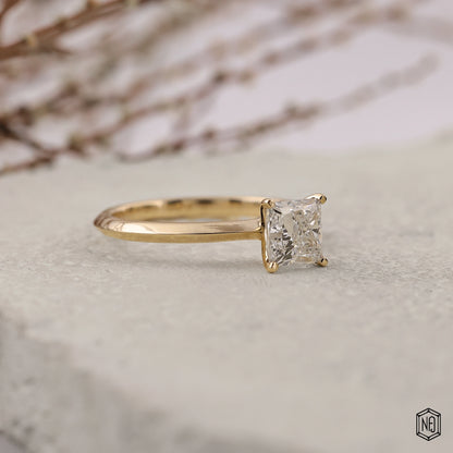 1.5 Carat Princess Cut Lab Grown Diamond Classic Solitaire Engagement Ring - Gallery & Prongs Detail