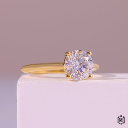 Round Cut Diamond Engagement Ring, Modern Solitaire