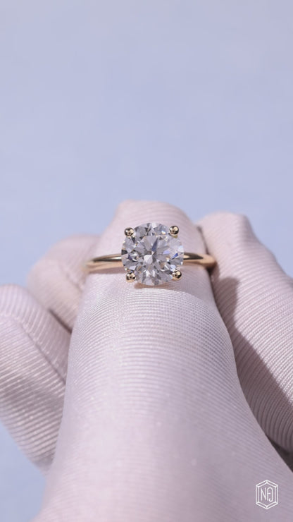 3.64 Carat Round Cut Lab Grown Diamond Classic Solitaire Engagement Ring - Video Overview