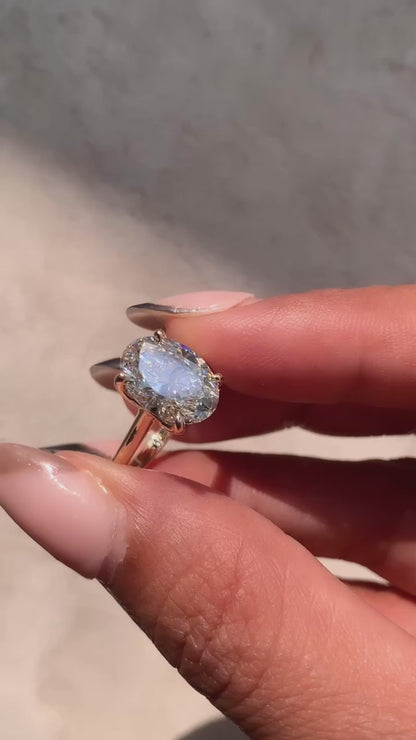 3.1 Carat Oval Cut Lab Grown Diamond Classic Solitaire Engagement Ring
